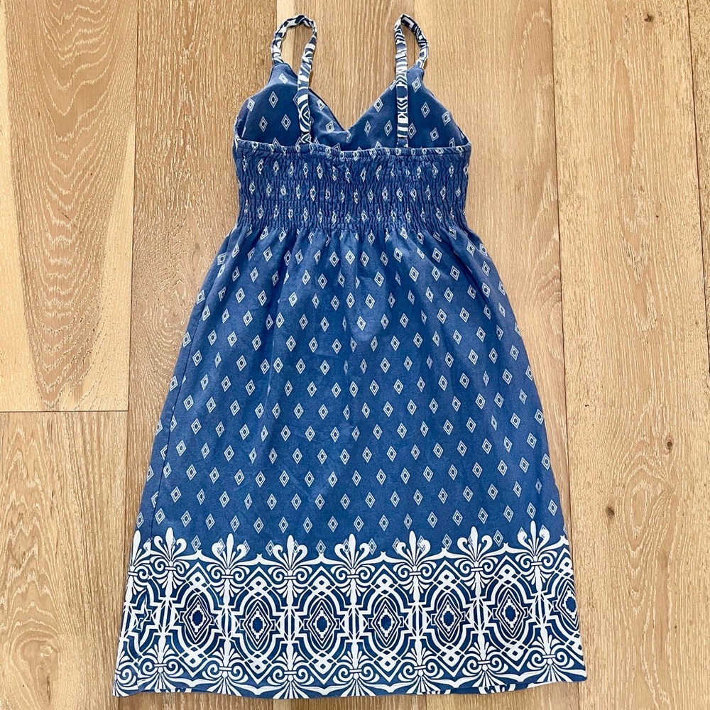 Athleta blue and white printed midi sundress - Picture 7 of 7